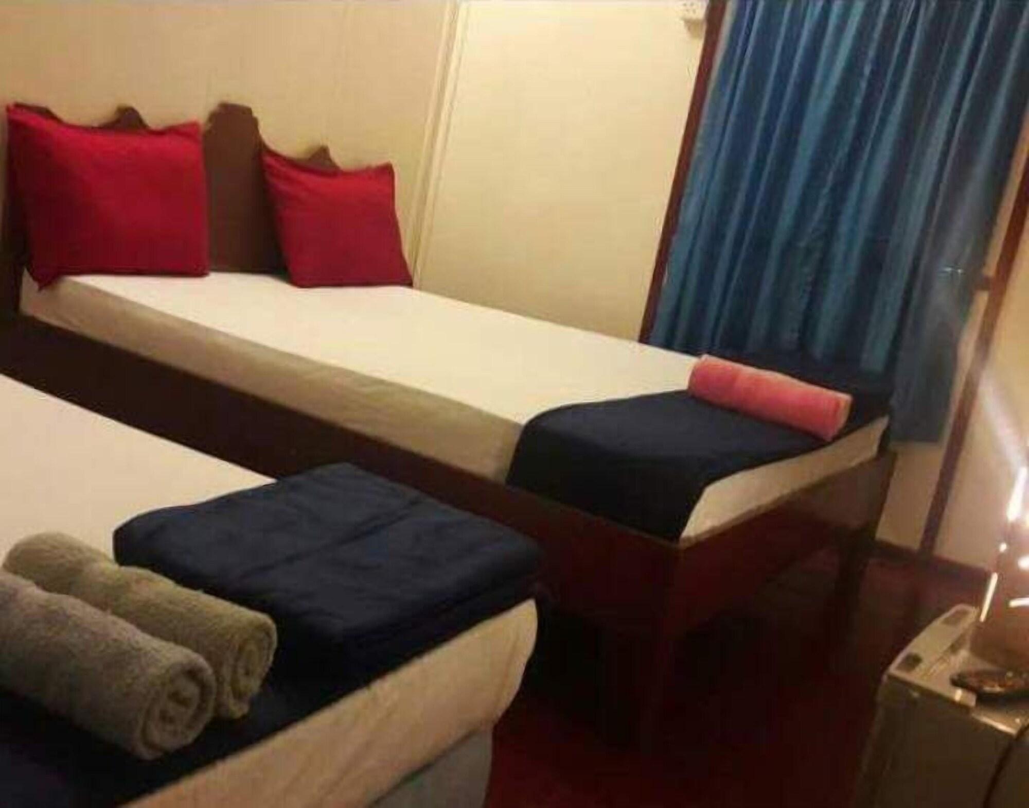Kampung Genting Marina Bay Resort & Restaurant מראה חיצוני תמונה